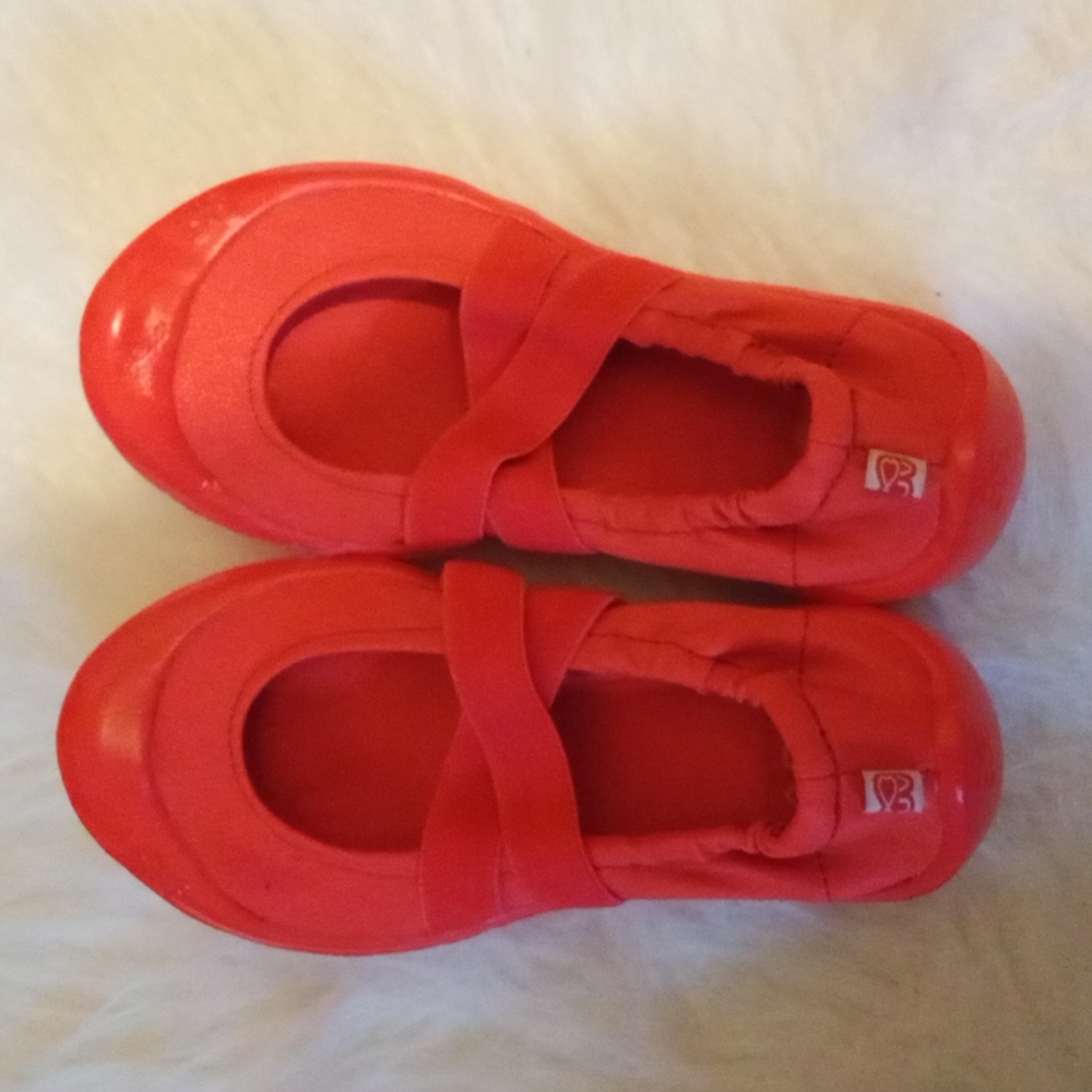 💚 Luv Dream Flats NWT